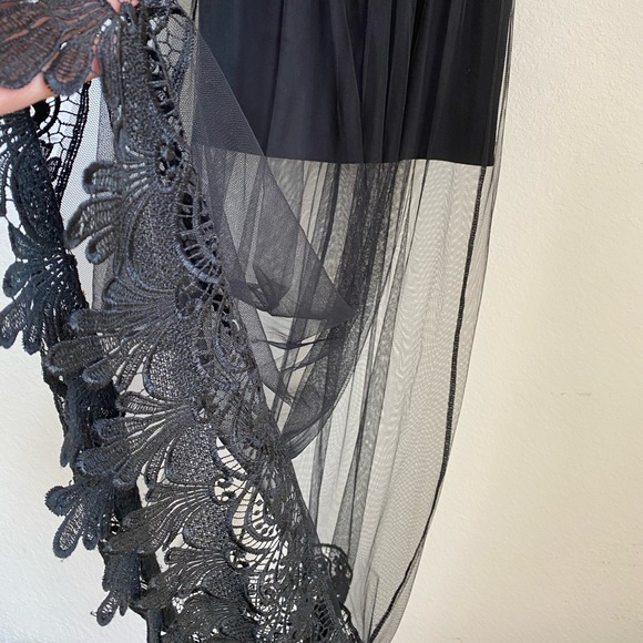 Passion Fusion from LF long black lace dress size medium - Picture 8 of 10